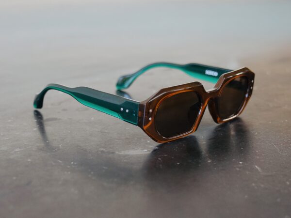 SOYCO SUNGLASSES VOP Rectangular Brown Green