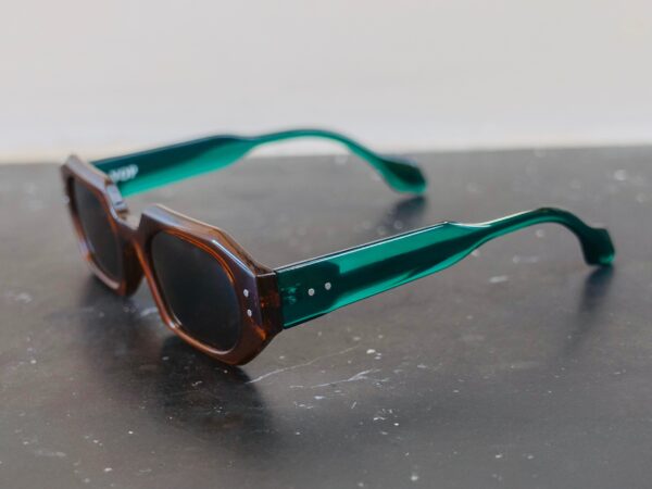 SOYCO SUNGLASSES VOP Rectangular Brown Green