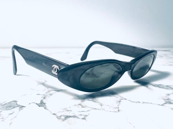 CHANEL CAT-EYE