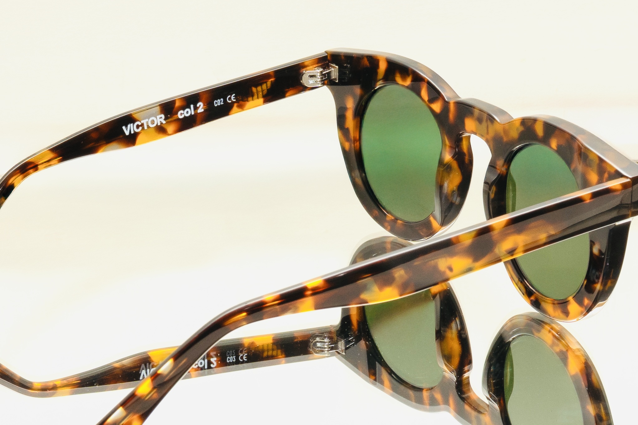 BROWN VICTOR - Image 5