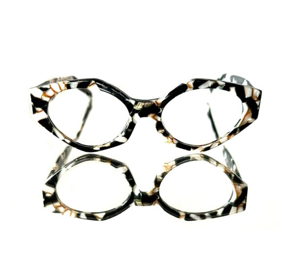 CAT EYE I